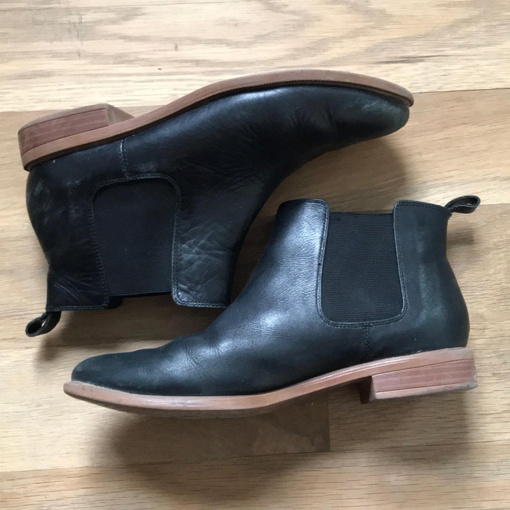 Clarks Black leather Chelsea boots | 7